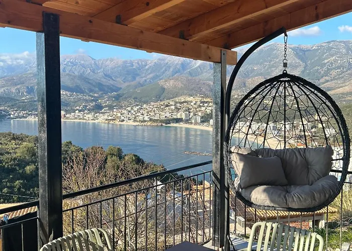 Hostel On The Hill - By Filikuri Beach